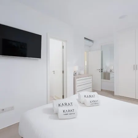 Karat Atico Siam Skies Feriehus *